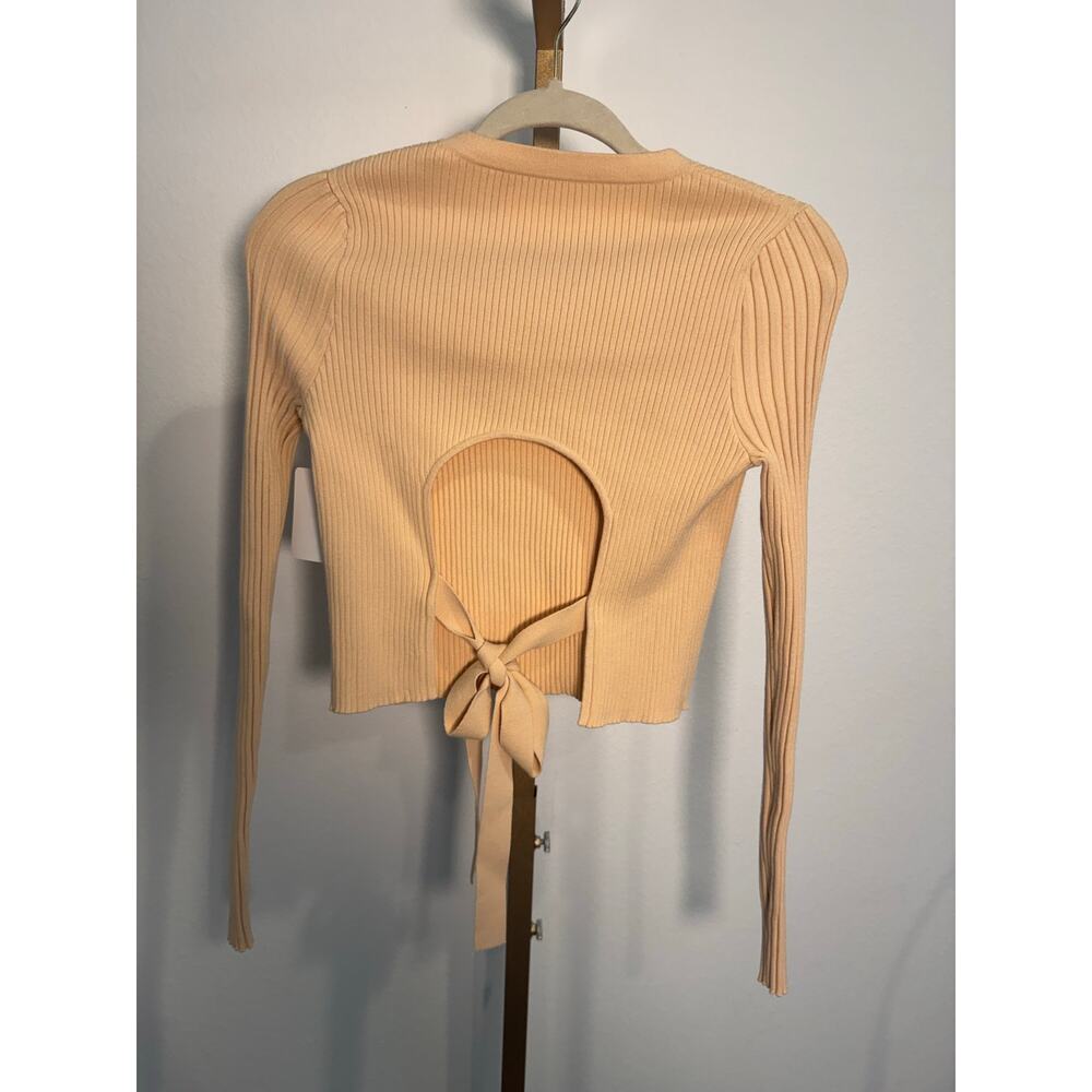 Live the Process | Open Back Knit - Picture 8 of 9